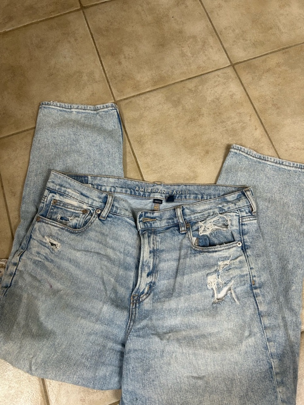 American Eagle Outfitters Light Blue Distressed Boyfriend Jeans